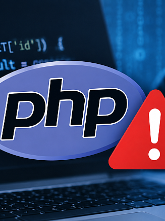 PHP-Logo mit rotem Warnsymbol vor Laptop und Programmcode im Hintergrund.